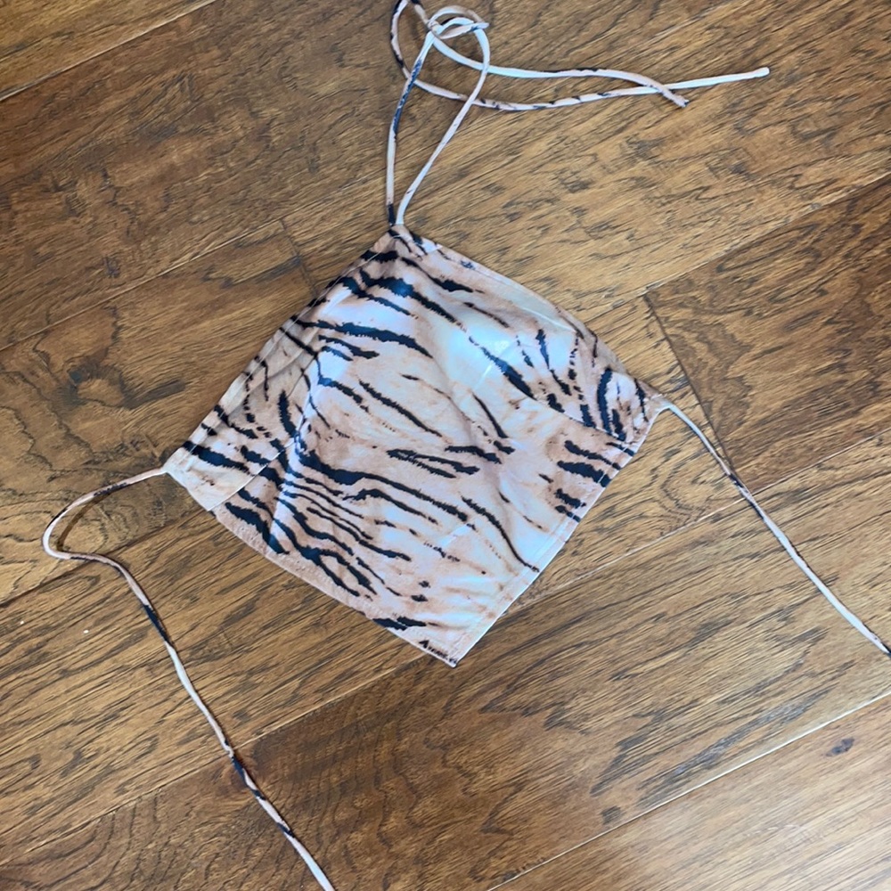 tiger stripe crop top